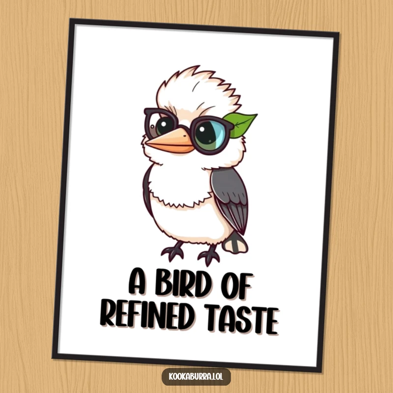 Funny Free Printable Wall Art: A sophisticated kookaburra comically wearing a green leaf as a monocle, exuding quirky class.